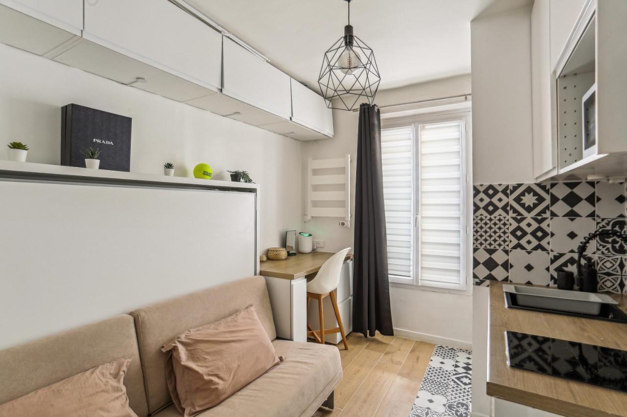 Small Comfortable Studio Near Eiffel Tower Paris Exterior photo